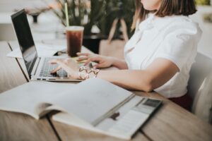 Wpływ zarządzania wiedzą na rozwój przedsiębiorstwa